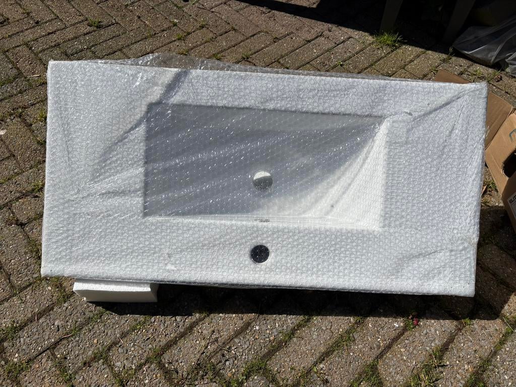 Vasque blanche  neuve céramique 80 cm  Retrait à la porte, Enlèvement, Neuf, 50 à 100 cm, Lavabo ou Évier