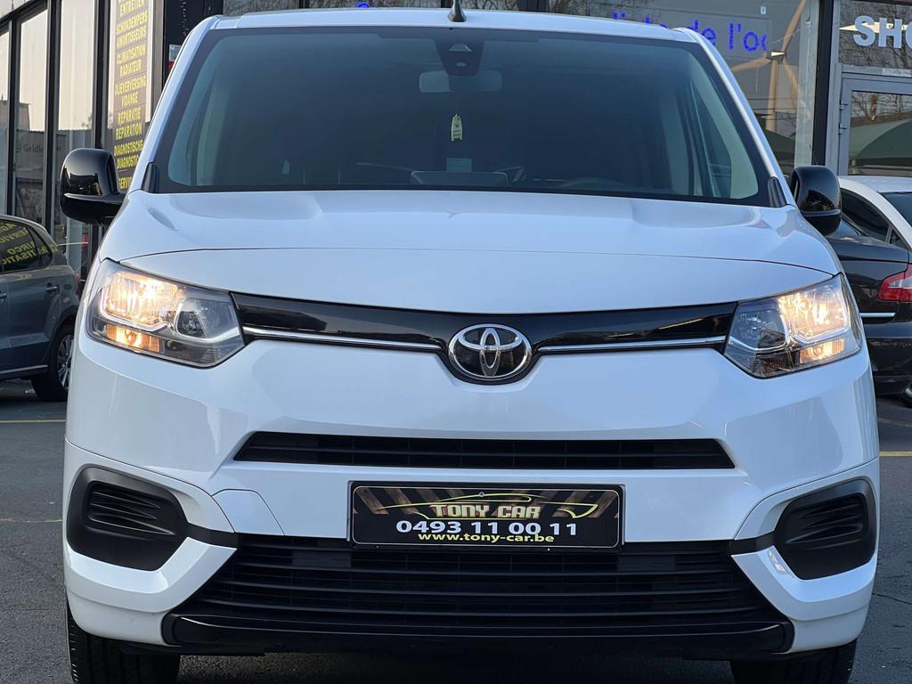 Toyota PROACE CITY Proace City1 .2i Family5PL*NAVI*Android*U, Auto's, Toyota, Voorwielaandrijving, Stof, Gebruikt, 1199 cc