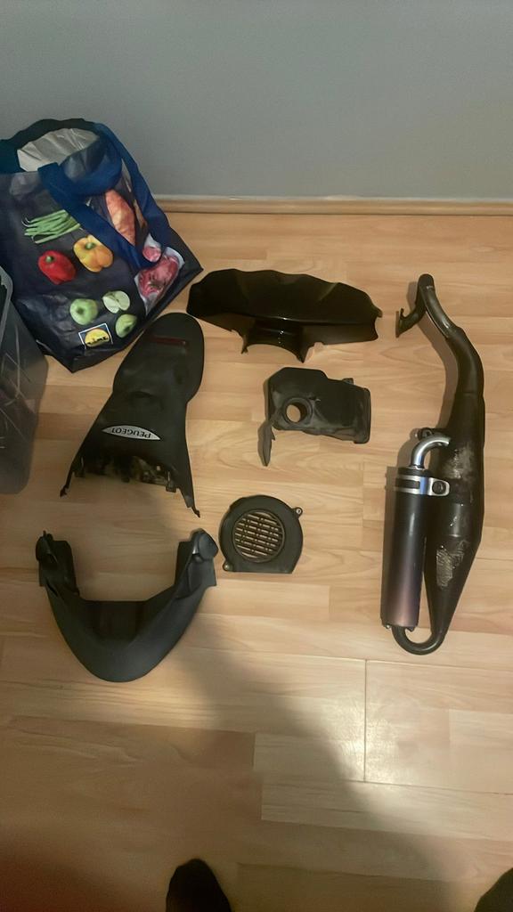 Scooter onderdelen, Fietsen en Brommers, Ophalen, Zo goed als nieuw, Uitlaat