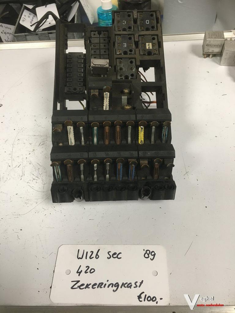 Mercedes W126 SEC 420 1989 Zekeringkast, -, Utilisé, -, -