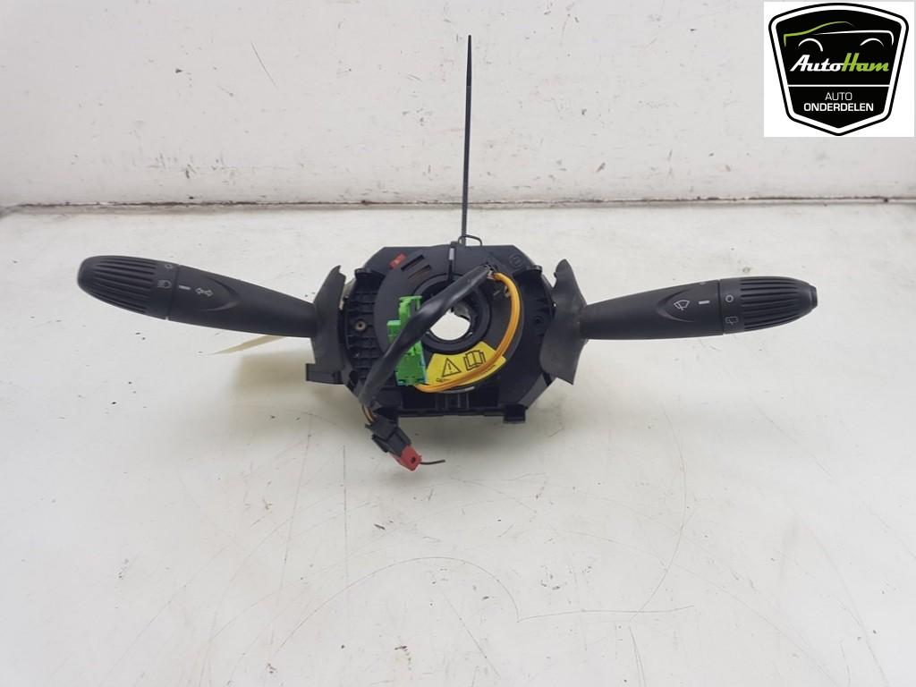 COMBINE COMMODO Fiat Punto II (188) (735381041), Utilisé, Fiat