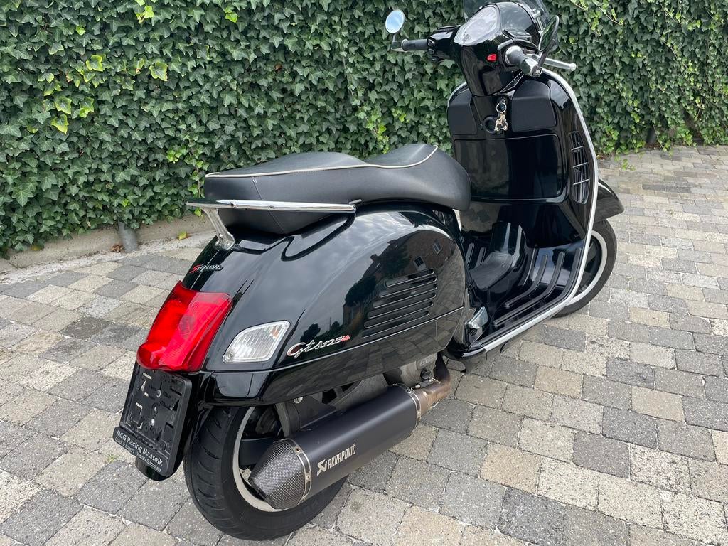 Vespa GTS125 ie Super, Motos, Motos | Piaggio, Particulier, Scooter, Échappement sport, Enlèvement