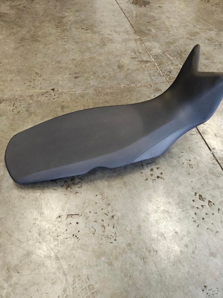 Zadel GS 800 / GS 650F, Motoren, Ophalen