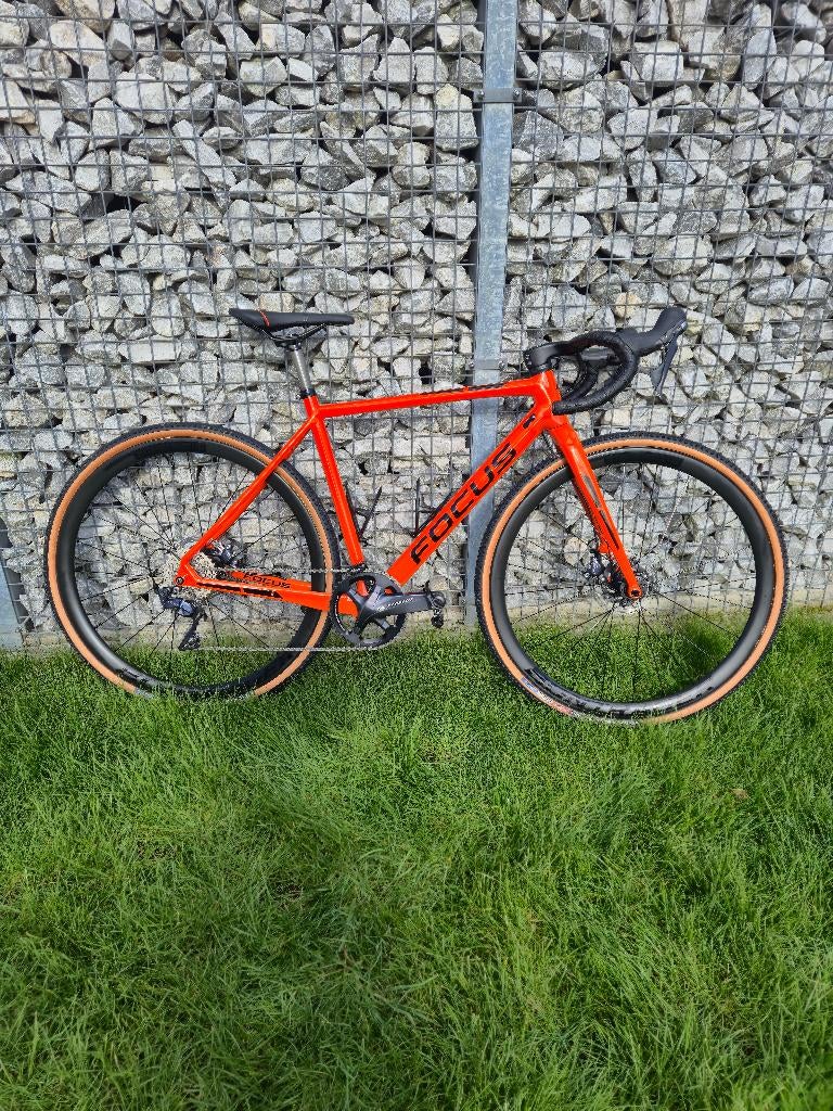 Focus gravelfiets maat S met 2 wielsets en Favero pedalen, Fietsen en Brommers, Overige merken, Gebruikt, Carbon, 10 tot 15 versnellingen