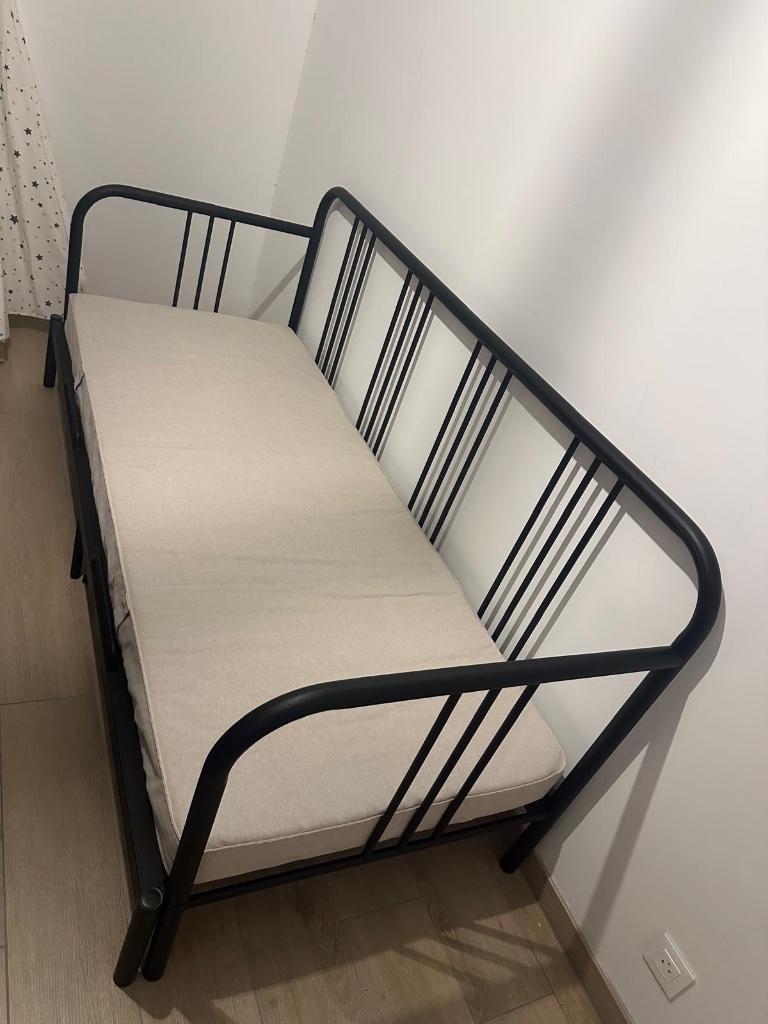 Canapé convertible, Maison & Meubles, Enlèvement, Comme neuf, Banc droit, Métal