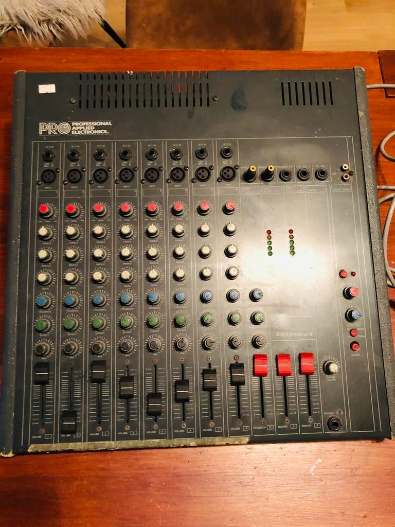 Mengpanel met versterker, Enlèvement, Utilisé, 5 à 10 canaux, Entrée micro