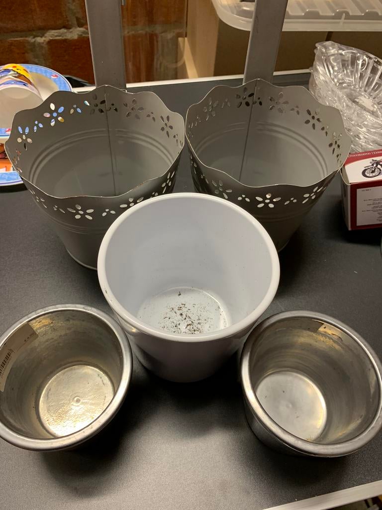 Bloempotten, Tuin en Terras, Ophalen, Zo goed als nieuw