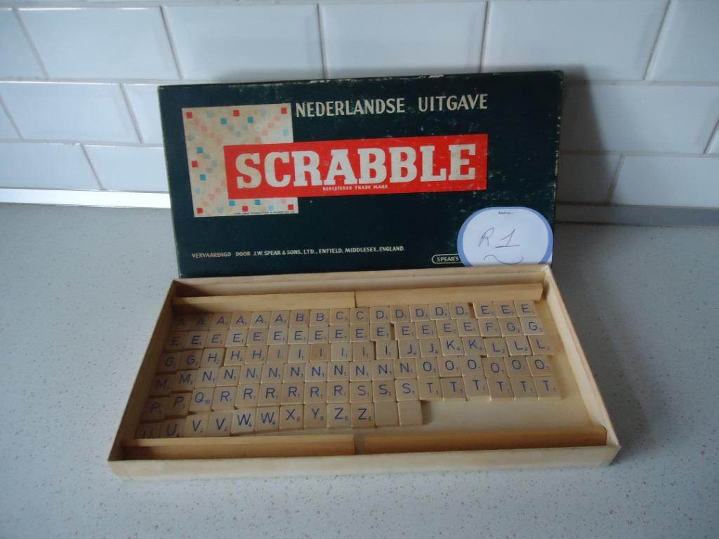 Vintage Scrabble van Spears Games in prima staat., Hobby & Loisirs créatifs, Jeux de société | Jeux de plateau, Utilisé, 1 ou 2 joueurs