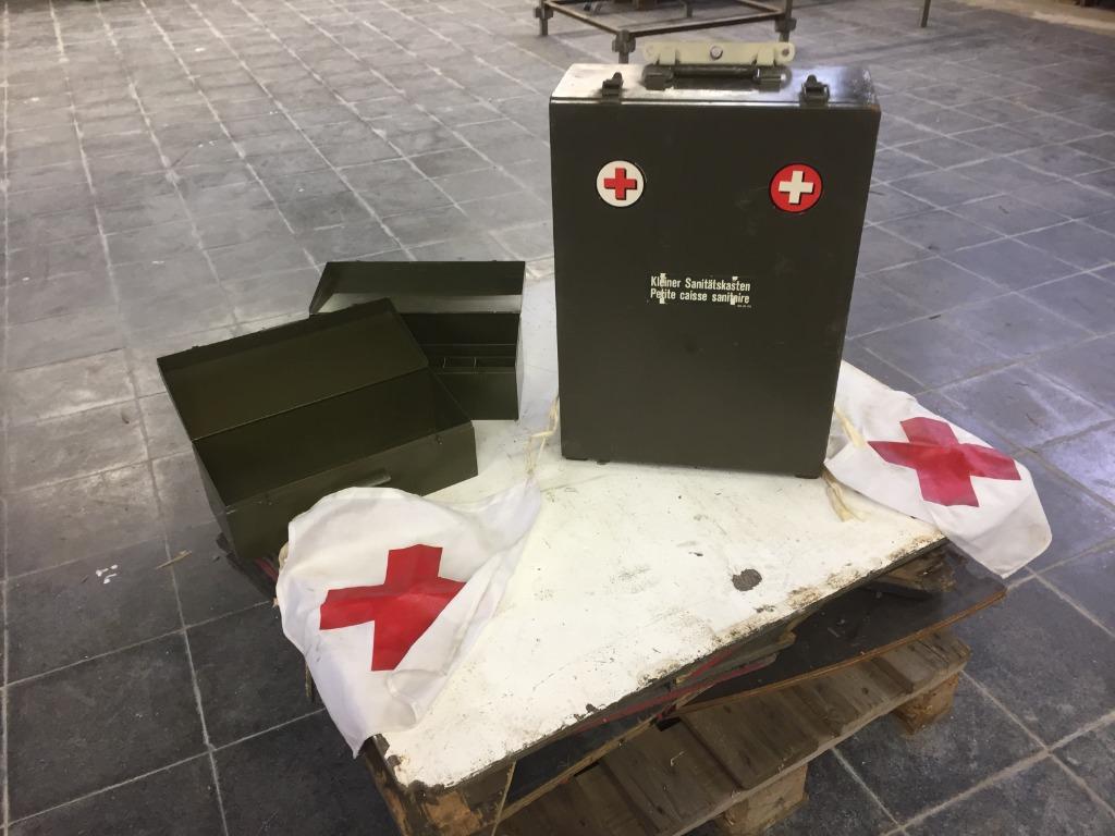 EHBO koffer jaren 50, Ophalen, Landmacht, Overige typen
