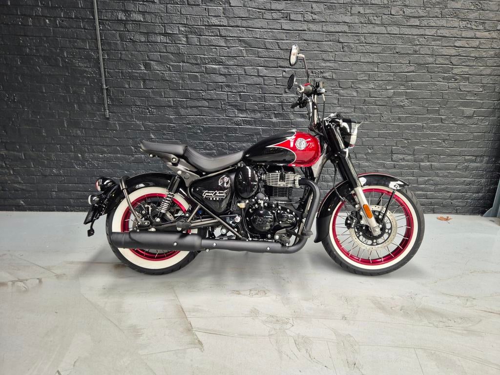 Royal Enfield Classic 350 Goan Rave Red