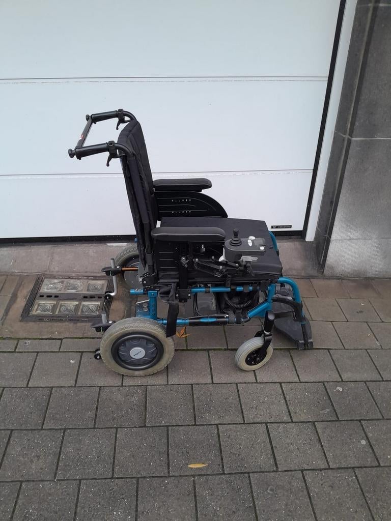 Invacare Action Esprit 4 elektrische rolstoel, Ophalen of Verzenden, Zo goed als nieuw