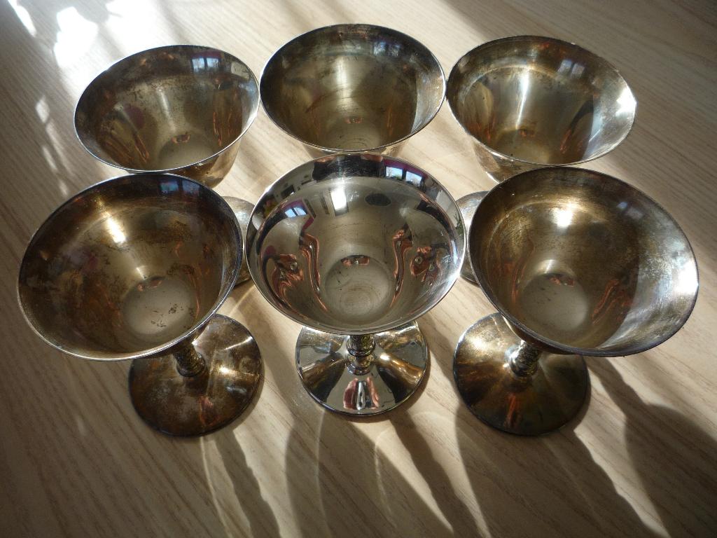 6 verres en métal argenté, Antiquités & Art, Enlèvement ou Envoi, Argent