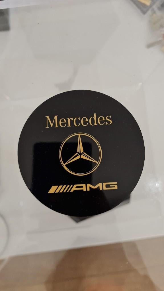 Ensemble de sous-verres (marques de voitures), Maison & Meubles, Enlèvement ou Envoi, Neuf, Verre ou Tasse