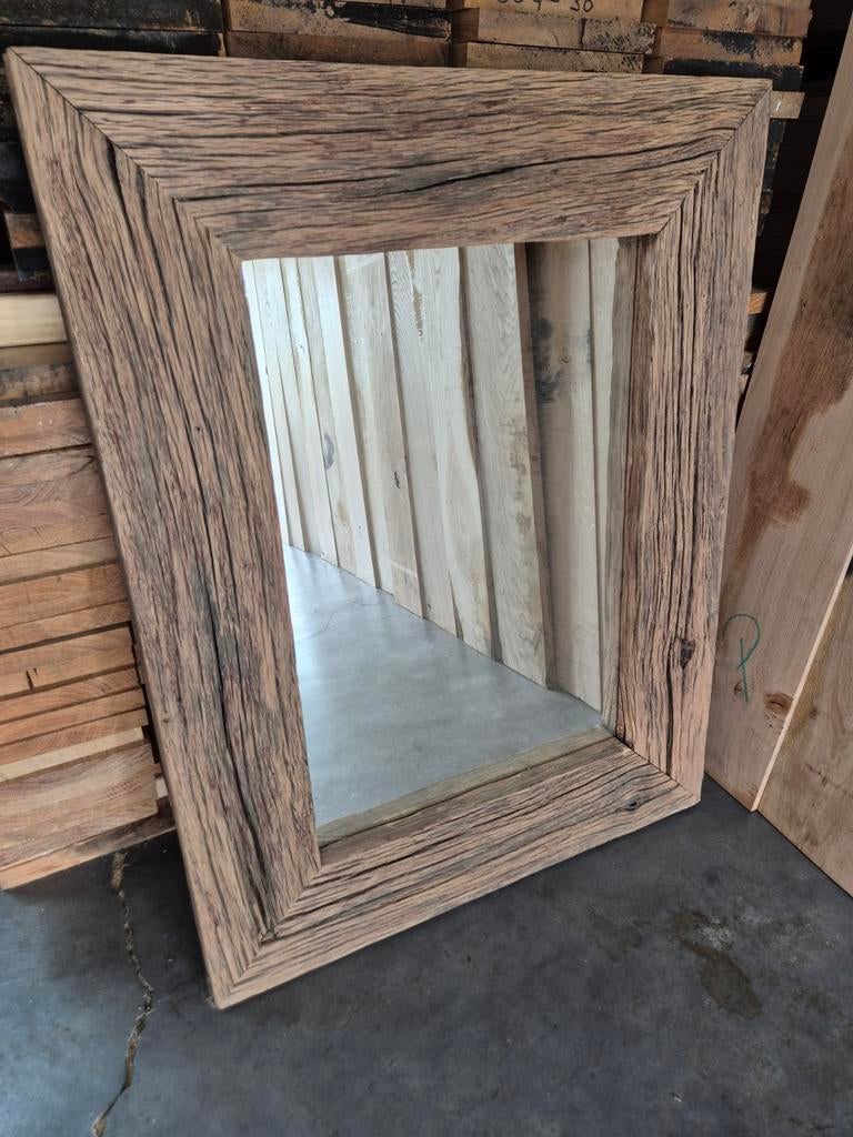 Spiegel uit  eiken wagonplanken, Ophalen