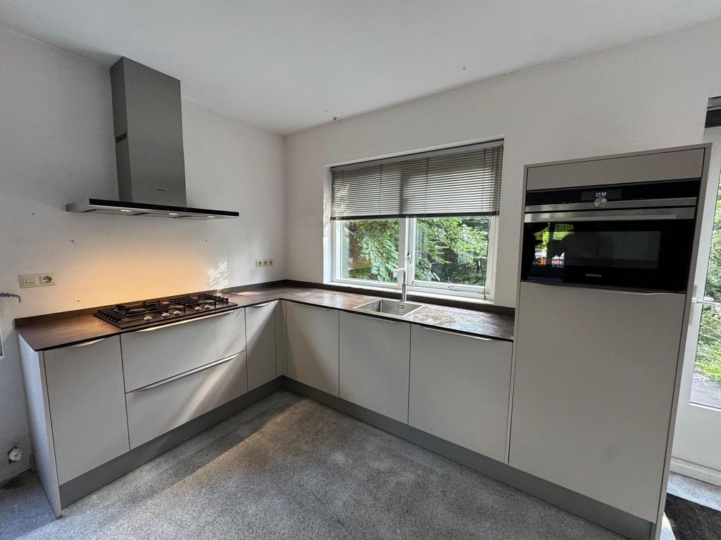 Cuisine d'angle moderne complète + équipement + DÉMONTÉ, Maison & Meubles, Cuisine | Cuisines complètes, Enlèvement ou Envoi, Comme neuf