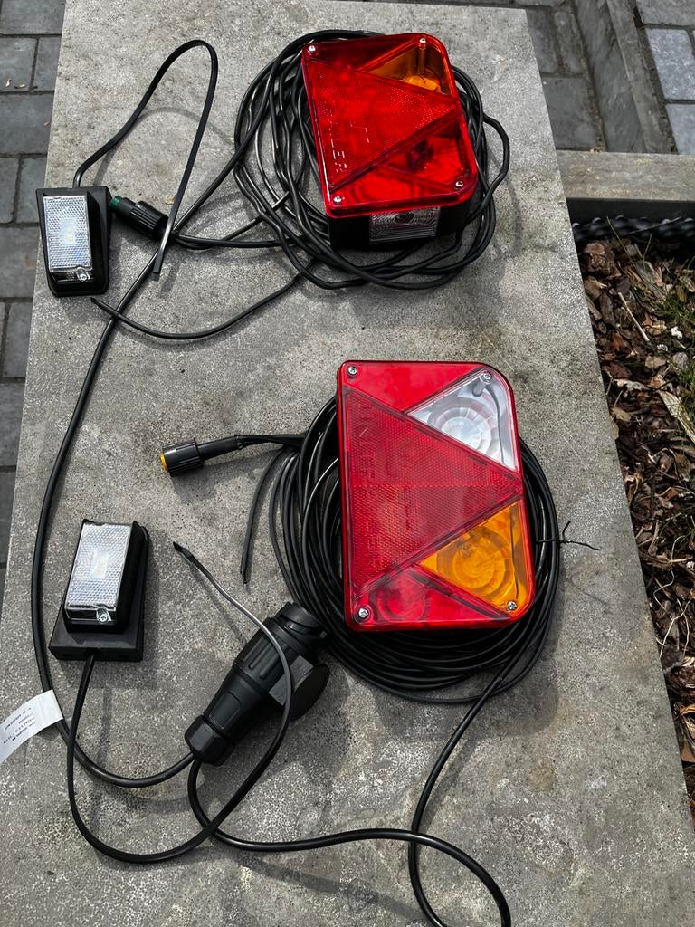 Feux arrières pour remorques - Kit complet, Autos : Pièces & Accessoires, Enlèvement, Neuf