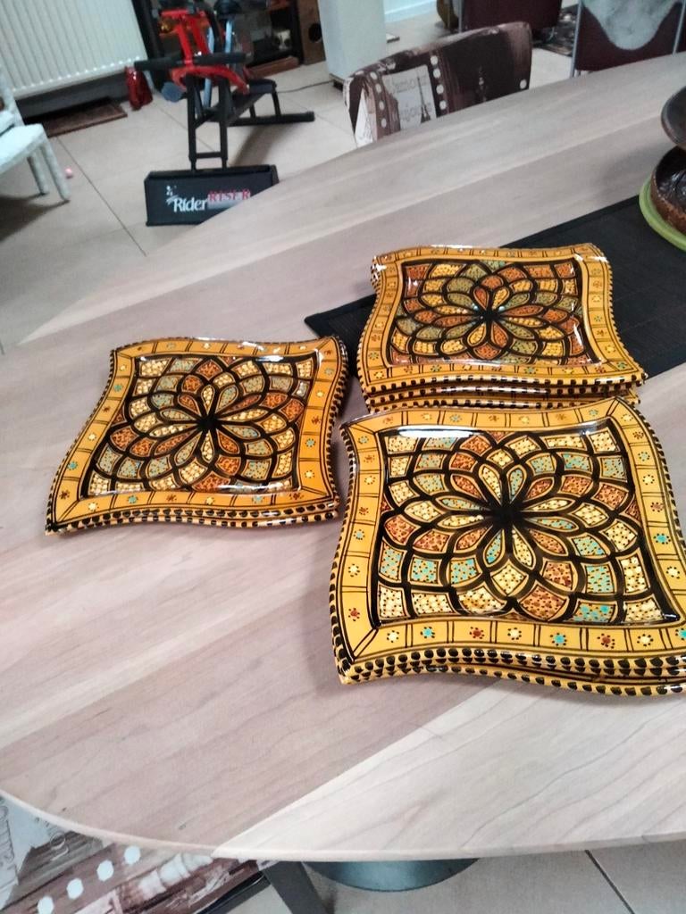 Onderzetborden.handgemaakt afkomstig Tunesië 8 stuks, Ophalen, Zo goed als nieuw