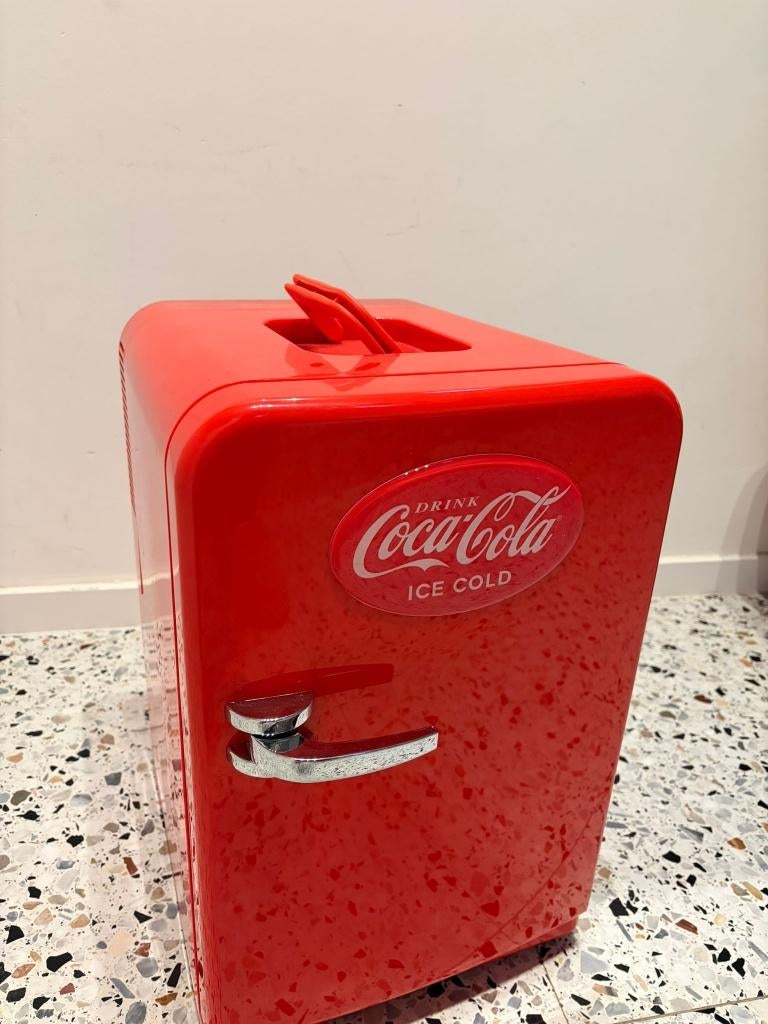 Coca Cola draagbare minifrigo/koelkast, Elektronische apparatuur, Koelkasten en IJskasten, Ophalen, Zonder vriesvak, Nieuw, Minder dan 75 liter