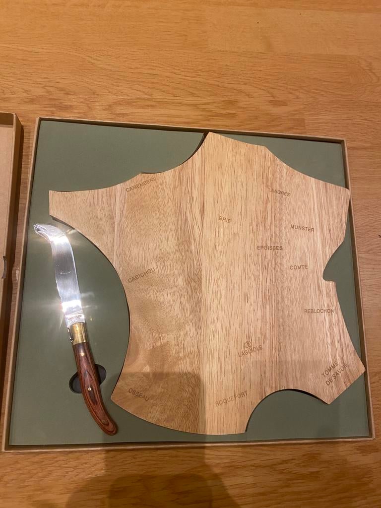 Plateau à fromages Laguiole, régions françaises gravées, Enlèvement