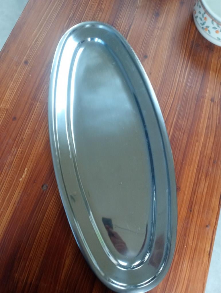 Inox schotel, Ophalen, Inox