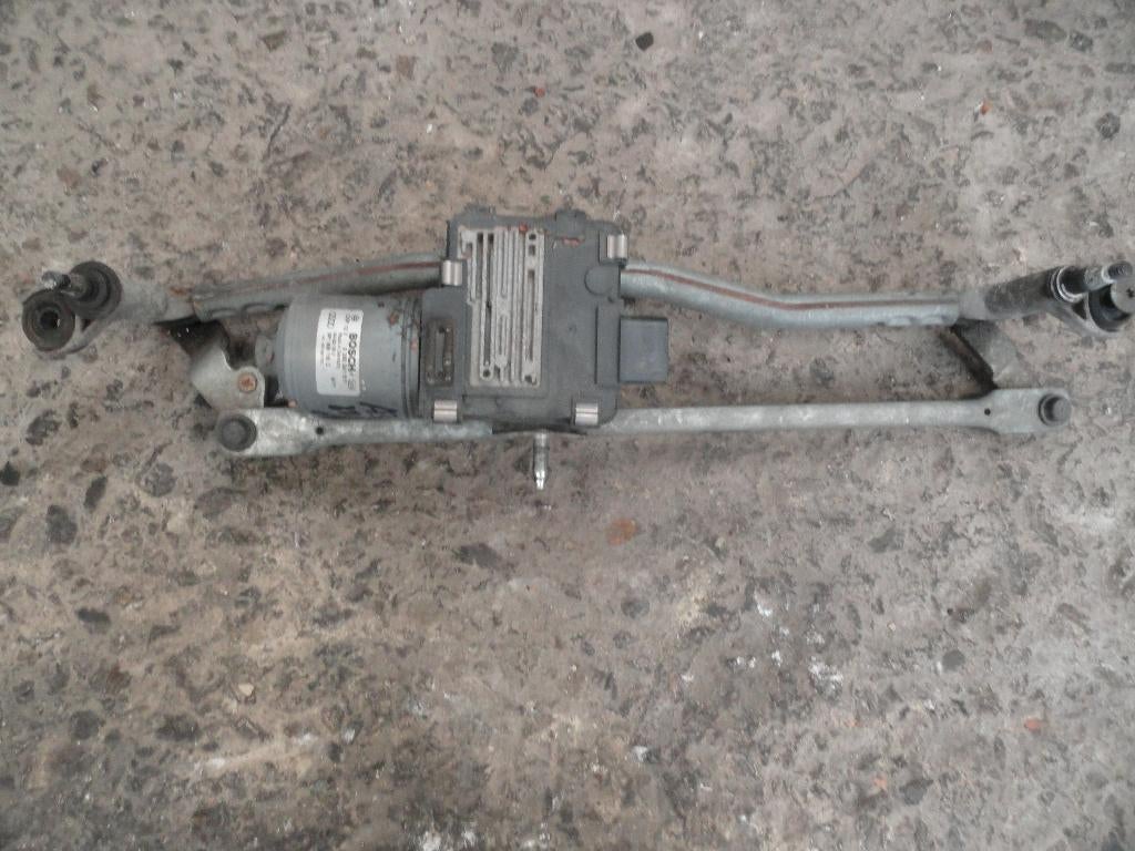 A vendre moteur d'essuis-glace avant Audi A3 8P, Enlèvement, Utilisé, Audi
