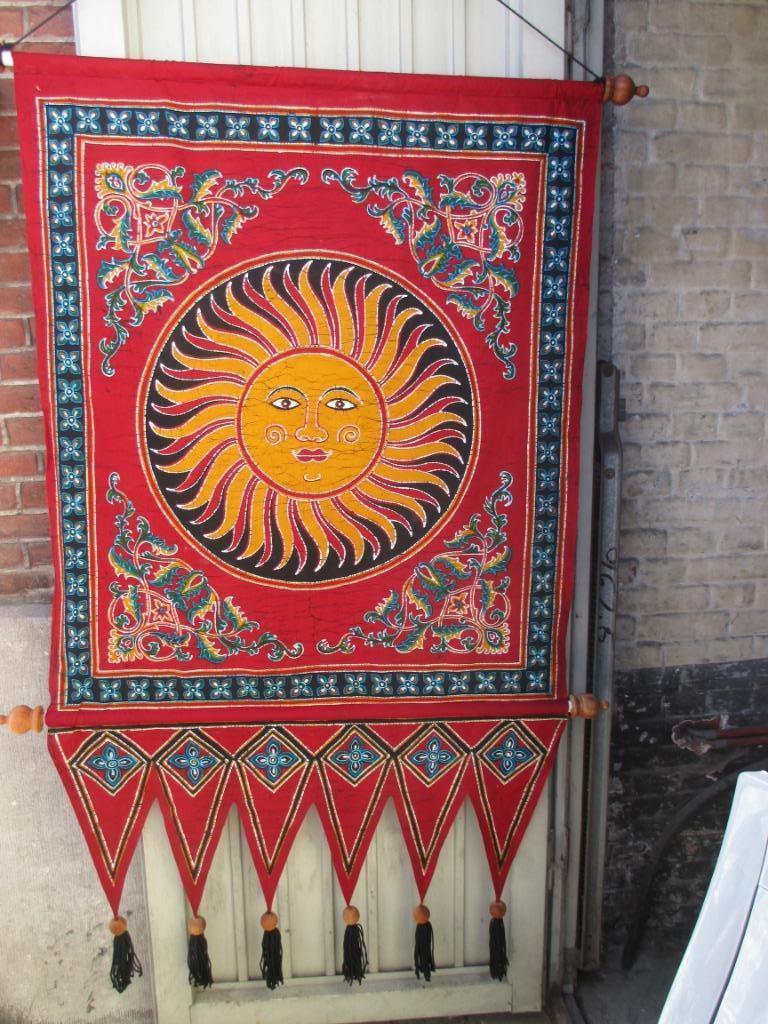 EXCEPTIONNEL... Tissu Batik Sun God - pièce unique, Antiquités & Art, Enlèvement