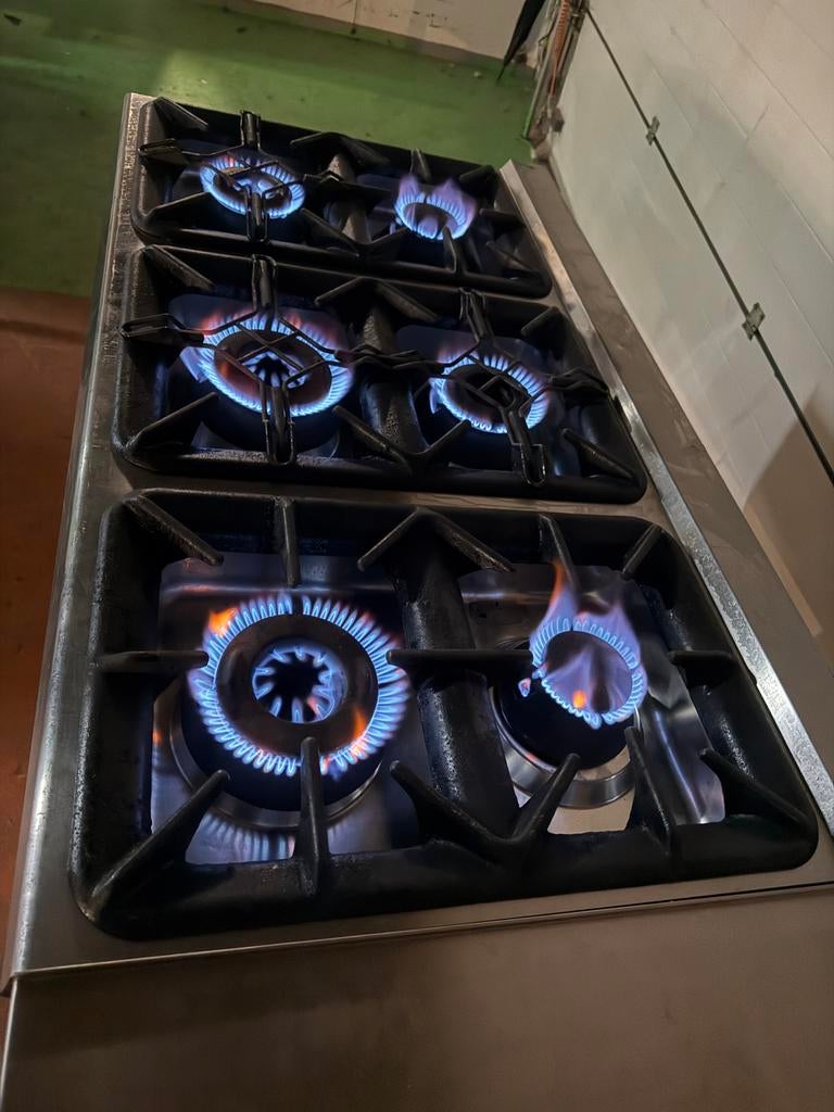 Horeca rvs gasfornuis 6 pits groot branders kookplaat ardgas, Elektronische apparatuur, Afzuigkappen, Ophalen, Zo goed als nieuw