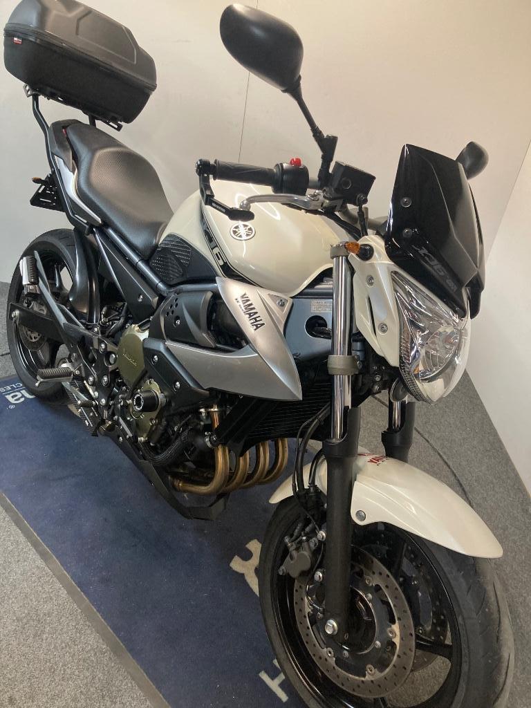 Yamaha XJ 6 MY'09 réf. LS 3222, Motos, Entreprise, Plus de 35 kW, Échappement sport, 4 cylindres