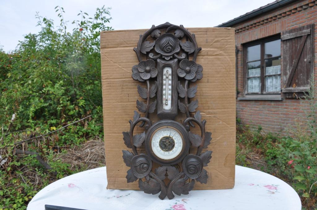 §  baromètre thermomètre foret noire en bois, Antiquités & Art, Enlèvement ou Envoi