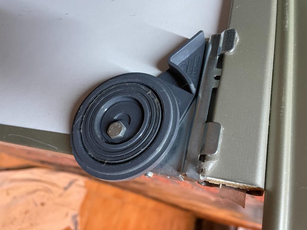 Schuifdeuren dressing, Ophalen, Zo goed als nieuw, 200 cm of meer, Minder dan 25 cm