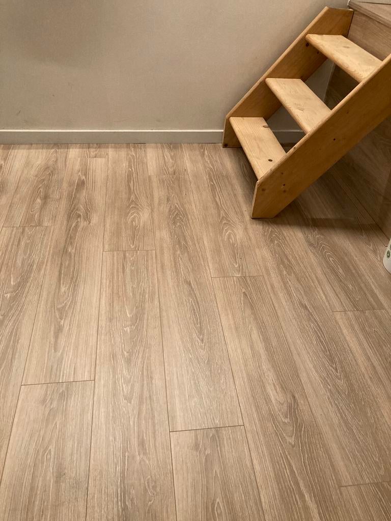 Laminaat 12,5m2, Maison & Meubles, Ameublement | Revêtements de sol, Neuf, Aggloméré, 10 à 25 m², Brun