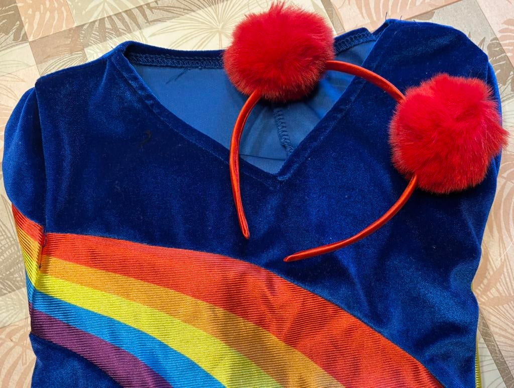 Nieuwstaat,K3 fluwelen jurk+nieuwe diadeem., Studio 100, Meisje, Ophalen of Verzenden, Zo goed als nieuw