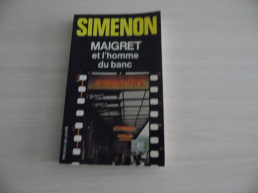 MAIGRET ET L'HOMME DU BANC      SIMENON, Boeken, Detectives, Zo goed als nieuw, Ophalen of Verzenden