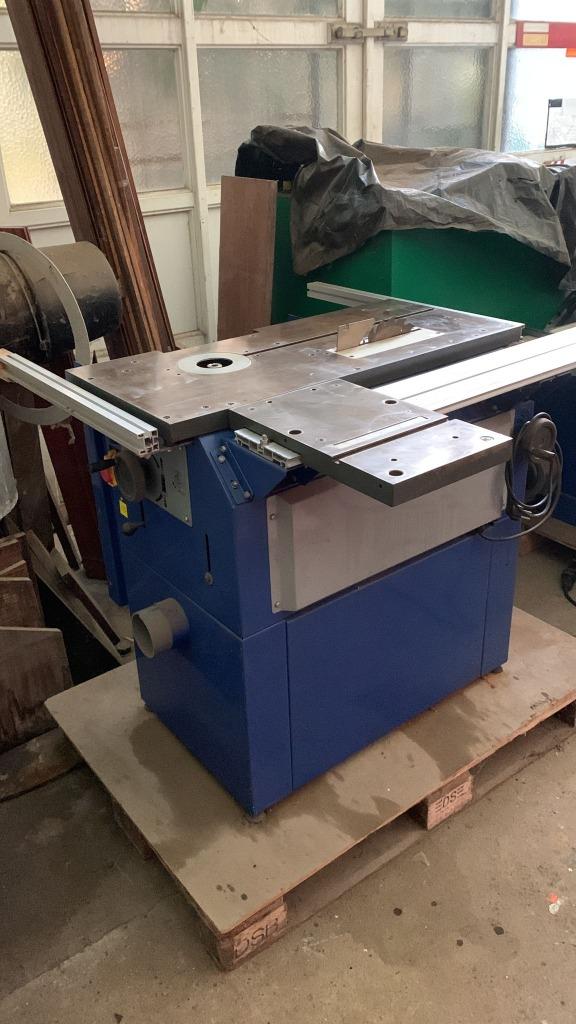 Scie et table de fraisage combinées, Articles professionnels, Machines & Construction | Travail du bois, Enlèvement