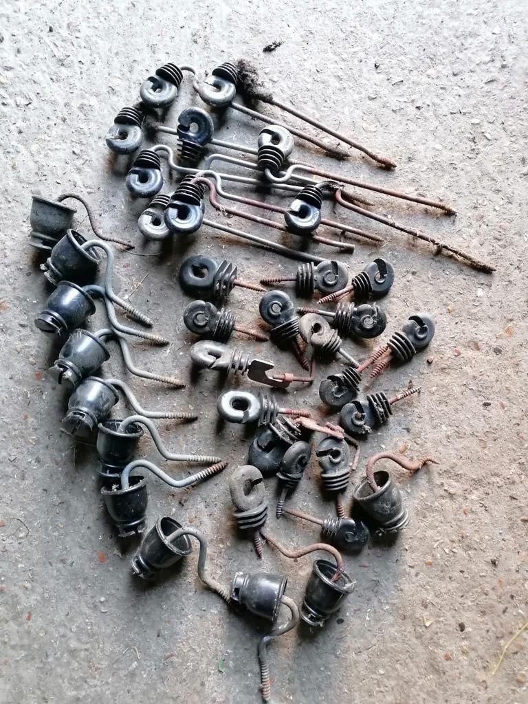 Lot d'isolateurs à vis/isolateurs à fils vintage, Enlèvement