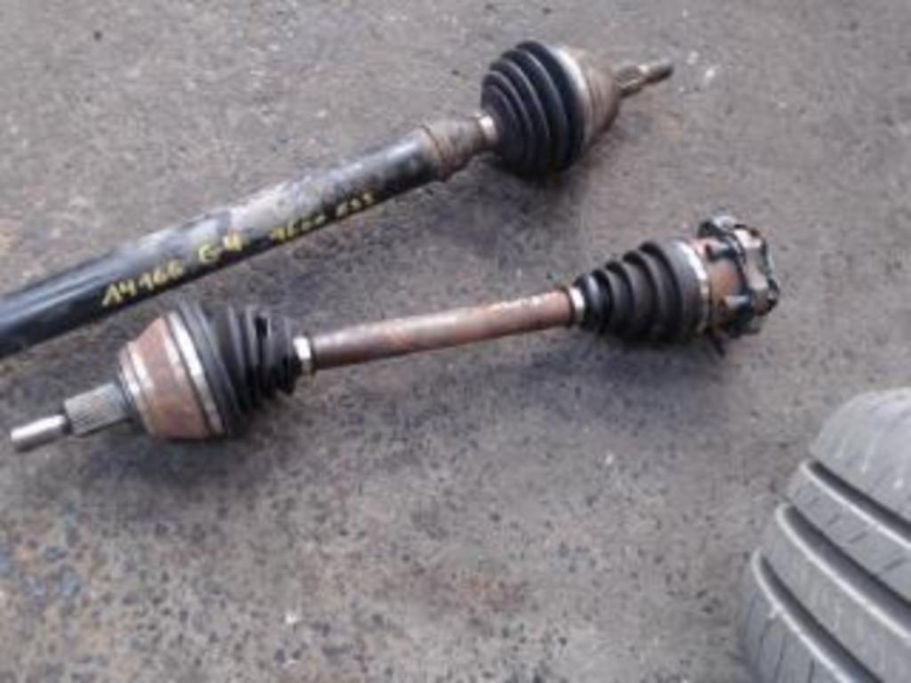Cardan gauche VW Golf 4 1.6i 77kw 1998-2005 LP/14166, Enlèvement ou Envoi, Utilisé