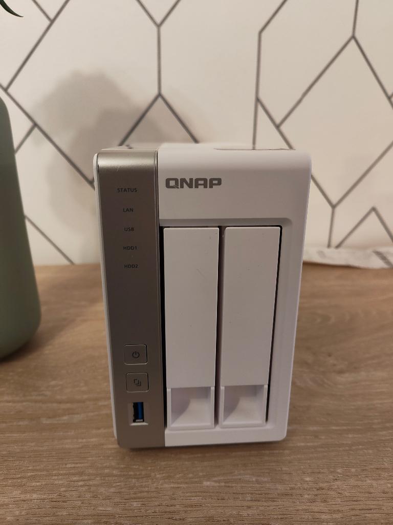 NAS QNAP TS-231P, Ophalen of Verzenden, Zo goed als nieuw