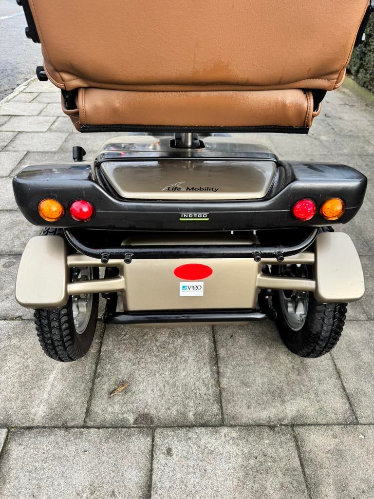 Life & Mobility Mezzo Elegance Prachtig Invalide Scootmobiel, Diversen, Ophalen of Verzenden, Inklapbaar, Zo goed als nieuw, Elektrische rolstoel