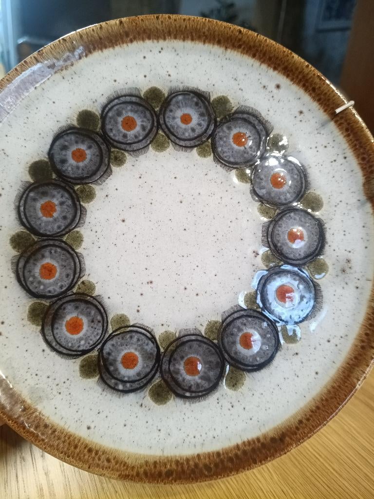 Schramberg Majolika Handgemalt vintage wandbord, Antiek en Kunst, Antiek | Keramiek en Aardewerk, Ophalen of Verzenden