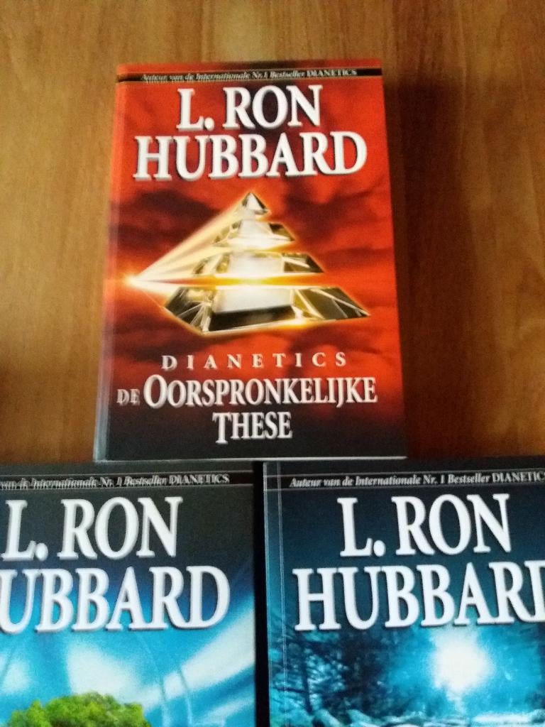 boek l.ron hubbard scientology, Ophalen, Overige religies, Nieuw, L.ron hubbard
