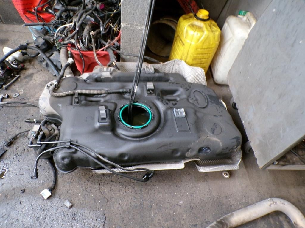 Réservoir Opel Zafira C 1.6CDTi 100kw 2011-2017 LP/15369, Autos : Pièces & Accessoires, Pompes à essence, Enlèvement, Utilisé
