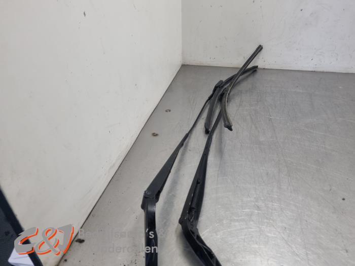 Kit de bras d'essuie-glace d'un Fiat Ducato, -, 3 mois de garantie, Utilisé, Fiat