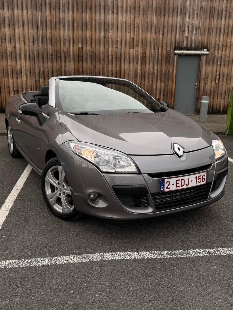 Cabrio pour l’été – Renault Mégane 2011, Autos, Cuir, Achat, Cabriolet, Boîte manuelle
