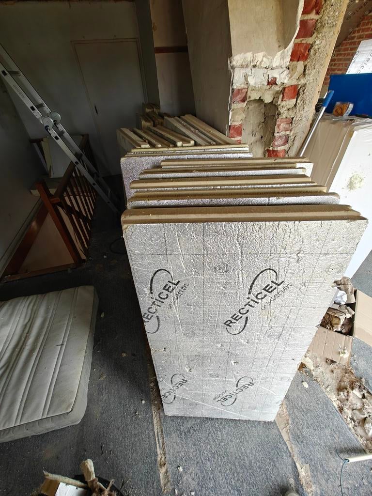 PIR isolatie Recticel 10 cm – 23 platen + 8cm - 2 platen, Enlèvement