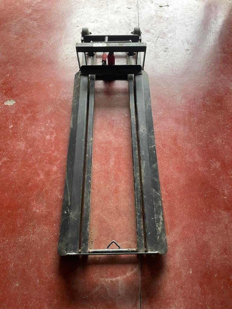 Lift (krik) voor zitmaaier, Ophalen, Zo goed als nieuw