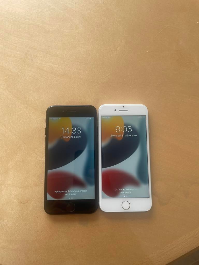 Lot de 2 iphone 7 128Go et 32Go, Telecommunicatie, Mobiele telefoons | Apple iPhone, Ophalen, 128 GB, Wit, Zo goed als nieuw