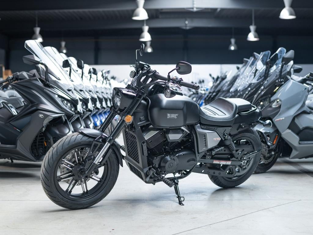 Bluroc V-Bob 250 [Fijn 0,0%], Motoren, 250 cc, 2 cilinders, Chopper, Bedrijf