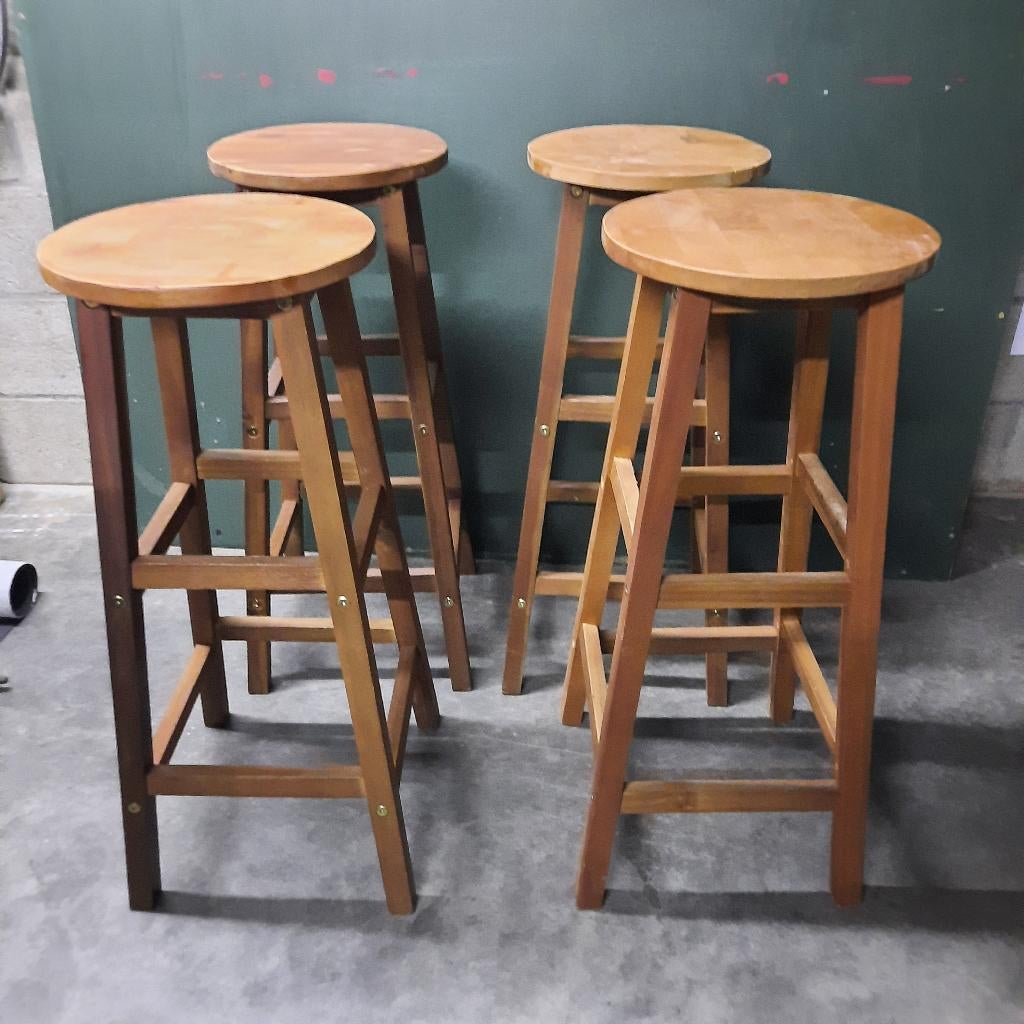 4 houten krukjes, Ophalen, Gebruikt, Hout