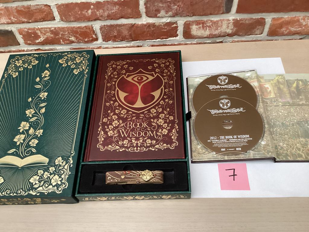 TOMORROWLAND 2019 " THE BOOK OF WISDOM " + CASE+ CD+DVD, CD & DVD, Enlèvement ou Envoi, Comme neuf