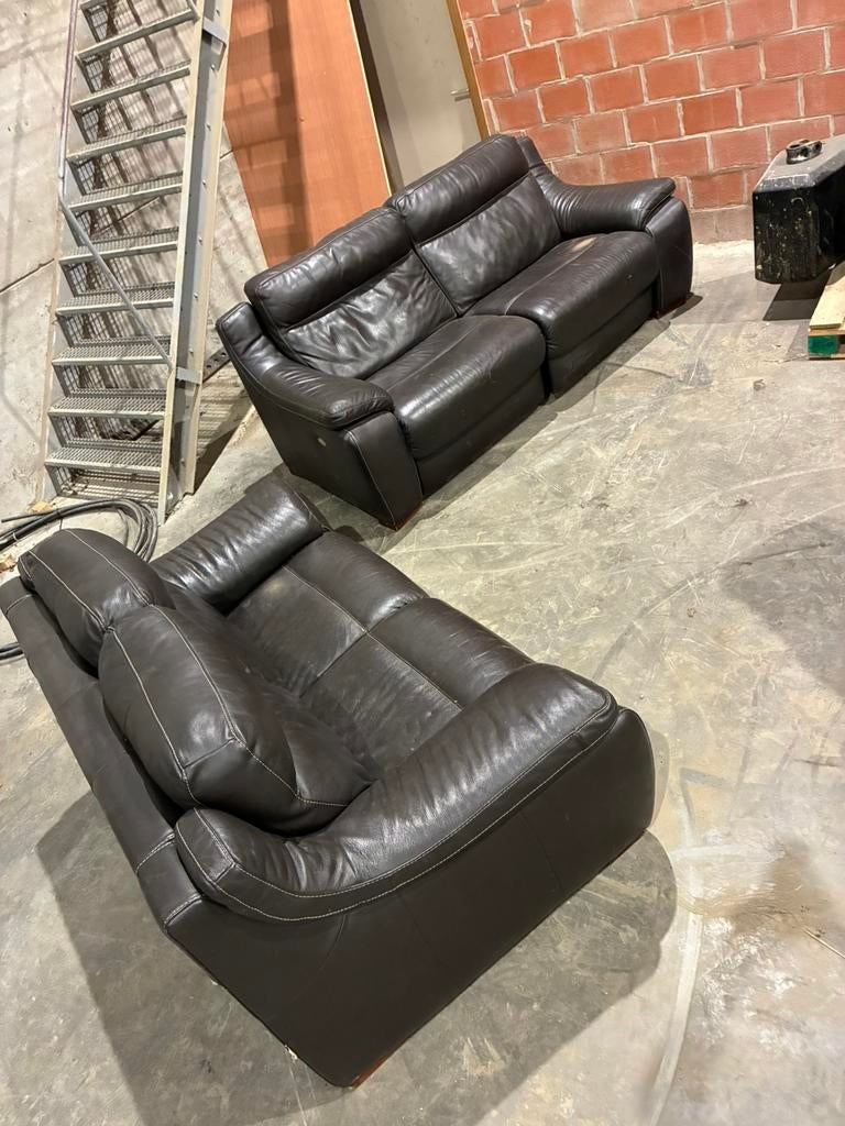 siège en cuir, Quatre personnes ou plus, Banc droit, Enlèvement, Utilisé